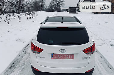 Внедорожник / Кроссовер Hyundai ix35 2012 в Черновцах