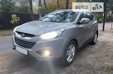 Внедорожник / Кроссовер Hyundai ix35 2010 в Прилуках