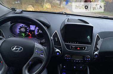 Внедорожник / Кроссовер Hyundai ix35 2010 в Прилуках