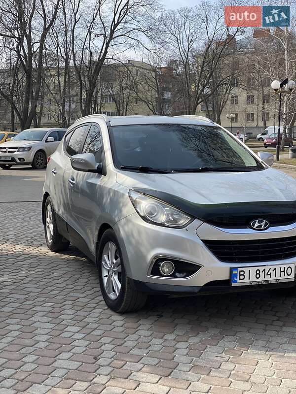 Позашляховик / Кросовер Hyundai ix35 2010 в Полтаві
