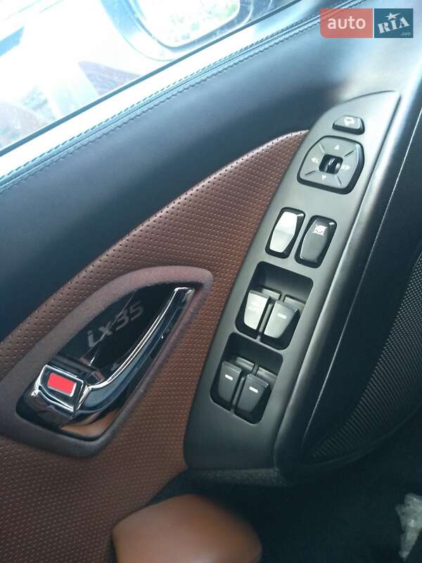 Внедорожник / Кроссовер Hyundai ix35 2011 в Борисполе