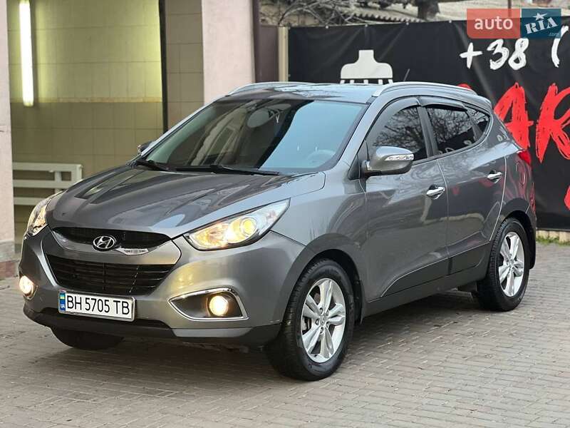Позашляховик / Кросовер Hyundai ix35 2011 в Одесі