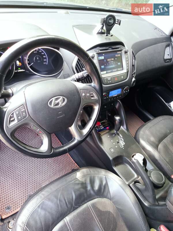 Внедорожник / Кроссовер Hyundai ix35 2013 в Запорожье
