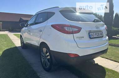 Позашляховик / Кросовер Hyundai ix35 2015 в 