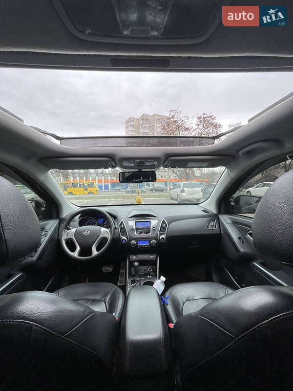 Позашляховик / Кросовер Hyundai ix35 2010 в Одесі