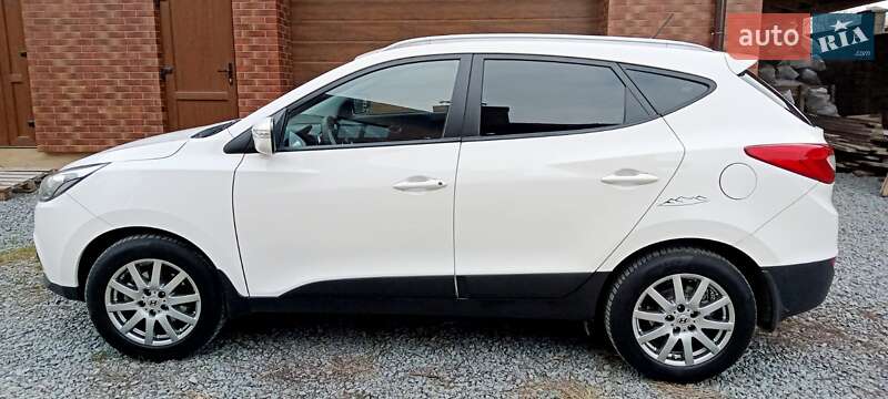 Внедорожник / Кроссовер Hyundai ix35 2014 в Ровно