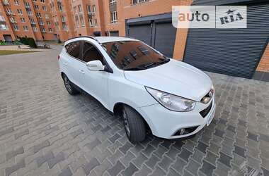 Внедорожник / Кроссовер Hyundai ix35 2010 в Днепре