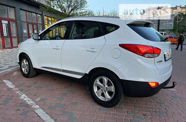 Позашляховик / Кросовер Hyundai ix35 2010 в Івано-Франківську