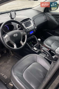 Внедорожник / Кроссовер Hyundai ix35 2010 в Ровно