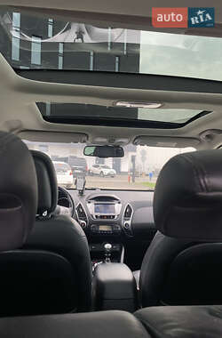 Внедорожник / Кроссовер Hyundai ix35 2010 в Ровно