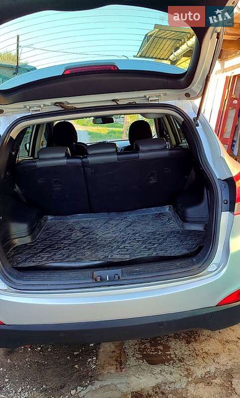 Внедорожник / Кроссовер Hyundai ix35 2014 в Светловодске фото 9 Внедорожник / Кроссовер Hyundai ix35 2014 в Светловодске