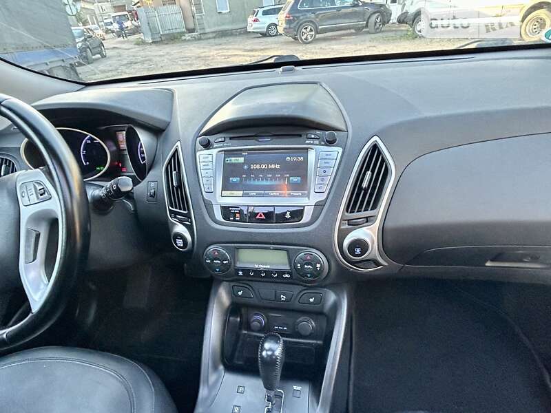 Внедорожник / Кроссовер Hyundai ix35 2013 в Стрые