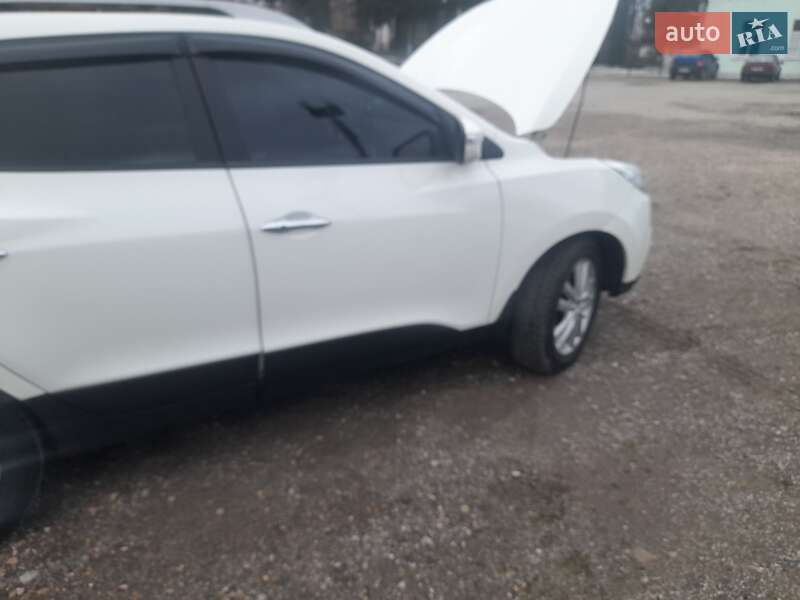 Внедорожник / Кроссовер Hyundai ix35 2011 в Тернополе