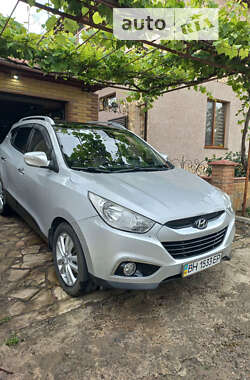 Внедорожник / Кроссовер Hyundai ix35 2010 в Измаиле