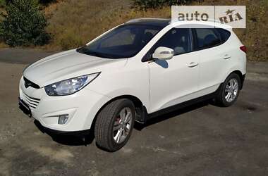 Позашляховик / Кросовер Hyundai ix35 2010 в Києві