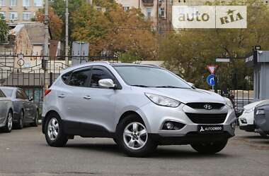 Внедорожник / Кроссовер Hyundai ix35 2010 в Киеве