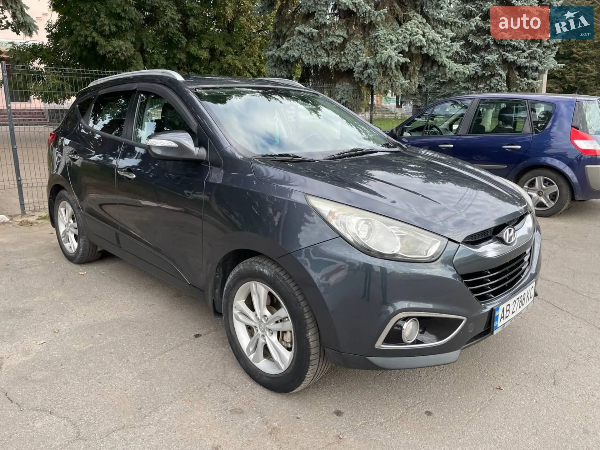 2010 Hyundai ix35 - фото 1