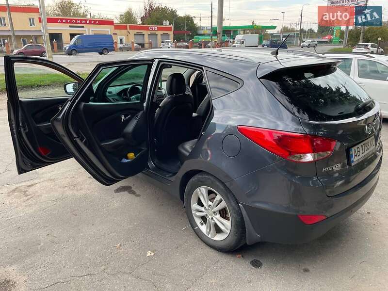 Позашляховик / Кросовер Hyundai ix35 2010 в Вінниці