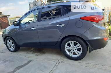 Внедорожник / Кроссовер Hyundai ix35 2011 в Каменец-Подольском