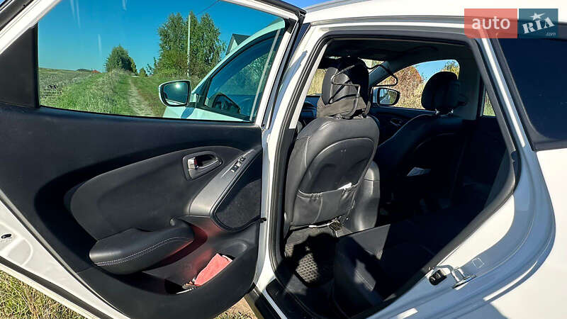 Внедорожник / Кроссовер Hyundai ix35 2012 в Луцке фото 7 Внедорожник / Кроссовер Hyundai ix35 2012 в Луцке
