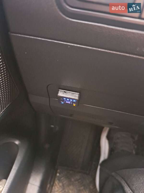 Позашляховик / Кросовер Hyundai ix35 2010 в Дніпрі