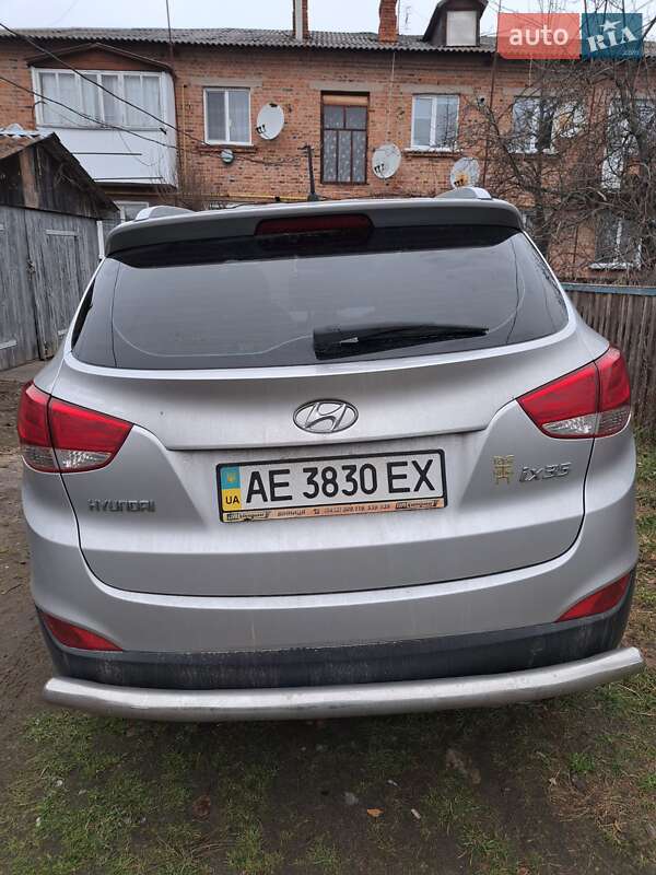 Позашляховик / Кросовер Hyundai ix35 2010 в Дніпрі