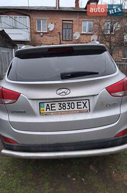 Позашляховик / Кросовер Hyundai ix35 2010 в Романіву