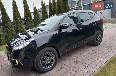 Внедорожник / Кроссовер Hyundai ix35 2010 в Ровно