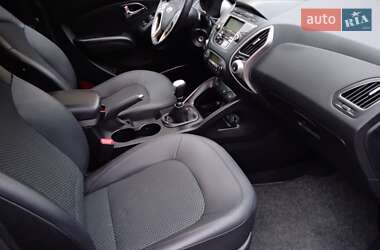 Внедорожник / Кроссовер Hyundai ix35 2012 в Лохвице