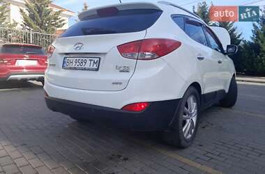 Внедорожник / Кроссовер Hyundai ix35 2010 в Одессе