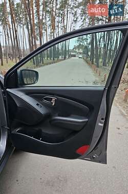 Позашляховик / Кросовер Hyundai ix35 2011 в 