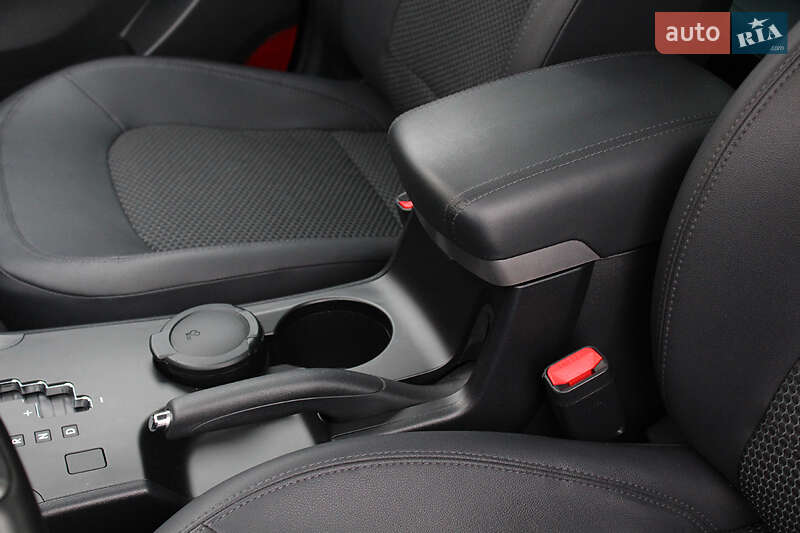 Позашляховик / Кросовер Hyundai ix35 2012 в Вінниці