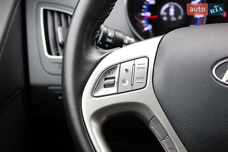 Позашляховик / Кросовер Hyundai ix35 2012 в Вінниці