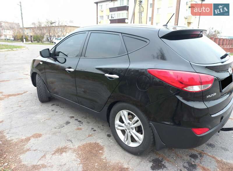 Позашляховик / Кросовер Hyundai ix35 2011 в Києві