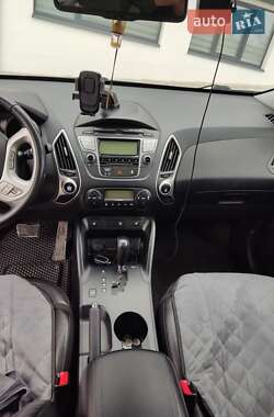 Позашляховик / Кросовер Hyundai ix35 2010 в Тернополі