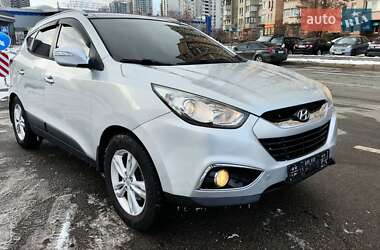 Позашляховик / Кросовер Hyundai ix35 2011 в Києві