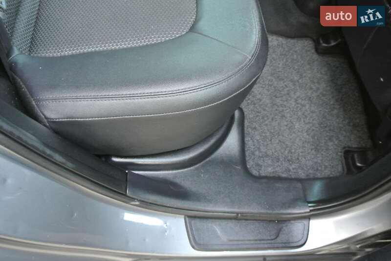 Позашляховик / Кросовер Hyundai ix35 2013 в Луцьку