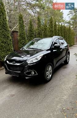 Внедорожник / Кроссовер Hyundai ix35 2011 в 