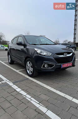 Внедорожник / Кроссовер Hyundai ix35 2011 в Луцке