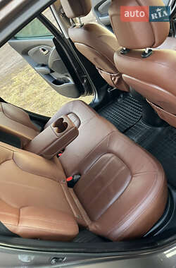 Внедорожник / Кроссовер Hyundai ix35 2011 в 
