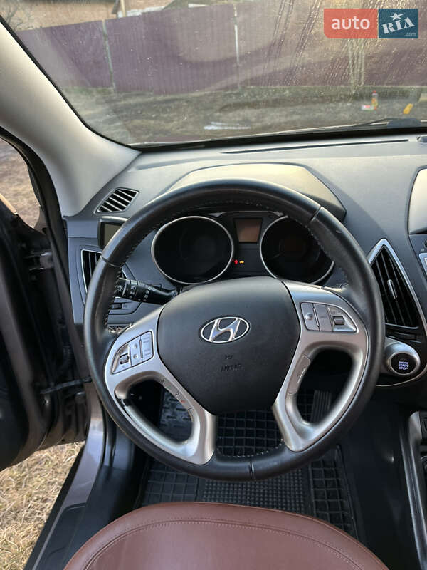 Внедорожник / Кроссовер Hyundai ix35 2011 в Бердичеве фото 26 Внедорожник / Кроссовер Hyundai ix35 2011 в Бердичеве