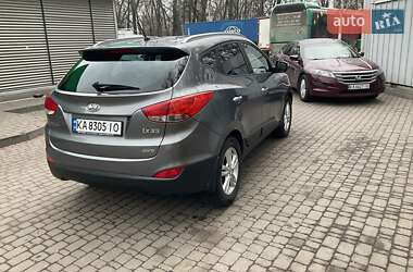 Внедорожник / Кроссовер Hyundai ix35 2011 в 