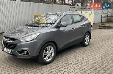 Внедорожник / Кроссовер Hyundai ix35 2011 в 