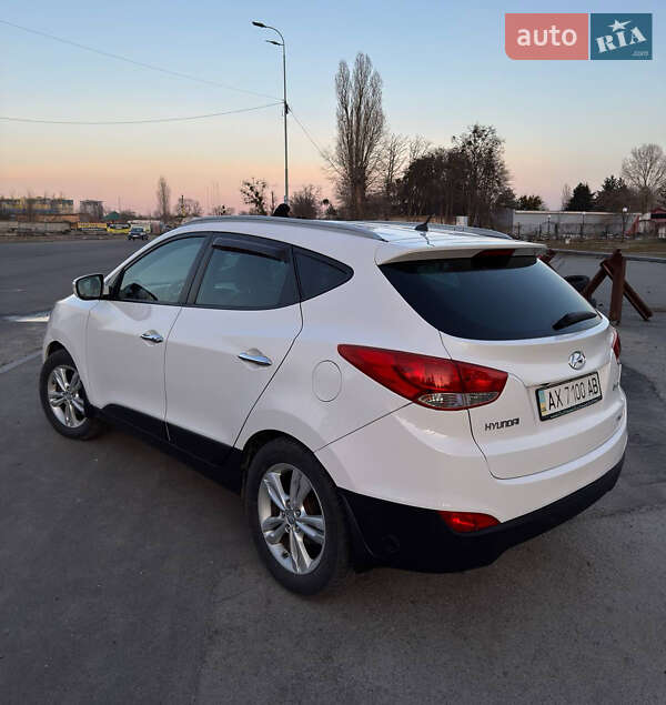 Позашляховик / Кросовер Hyundai ix35 2012 в Харкові