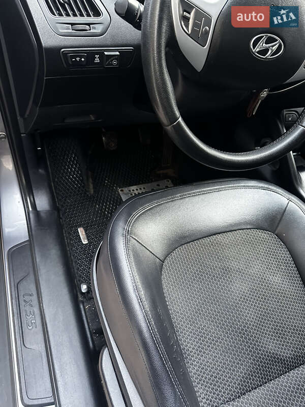 Внедорожник / Кроссовер Hyundai ix35 2012 в Коростышеве