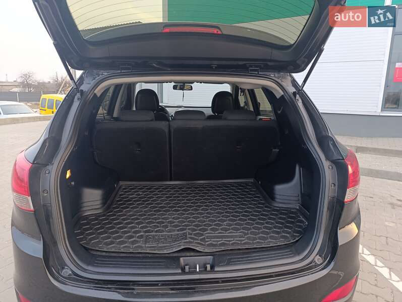 Позашляховик / Кросовер Hyundai ix35 2012 в Нововолинську