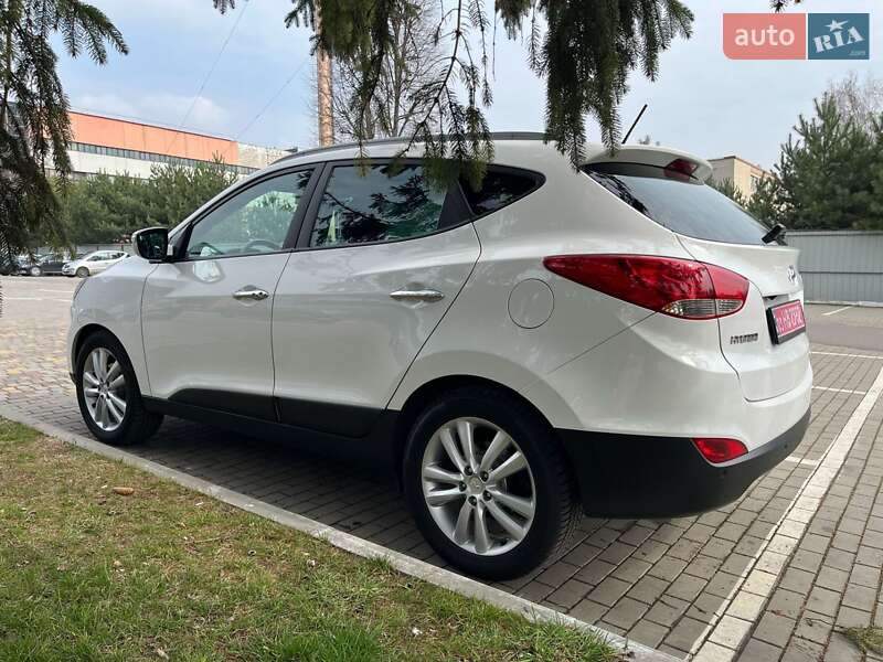 Внедорожник / Кроссовер Hyundai ix35 2011 в Луцке