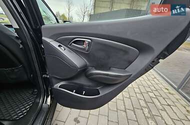 Внедорожник / Кроссовер Hyundai ix35 2014 в 