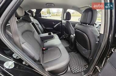 Внедорожник / Кроссовер Hyundai ix35 2014 в 