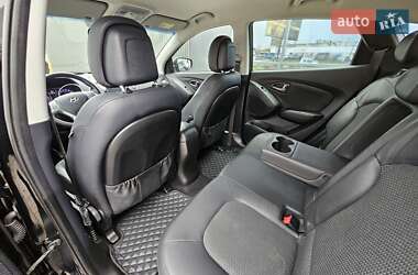 Внедорожник / Кроссовер Hyundai ix35 2014 в 